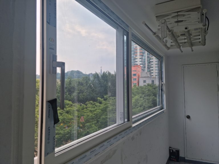 아파트 샷시 시공