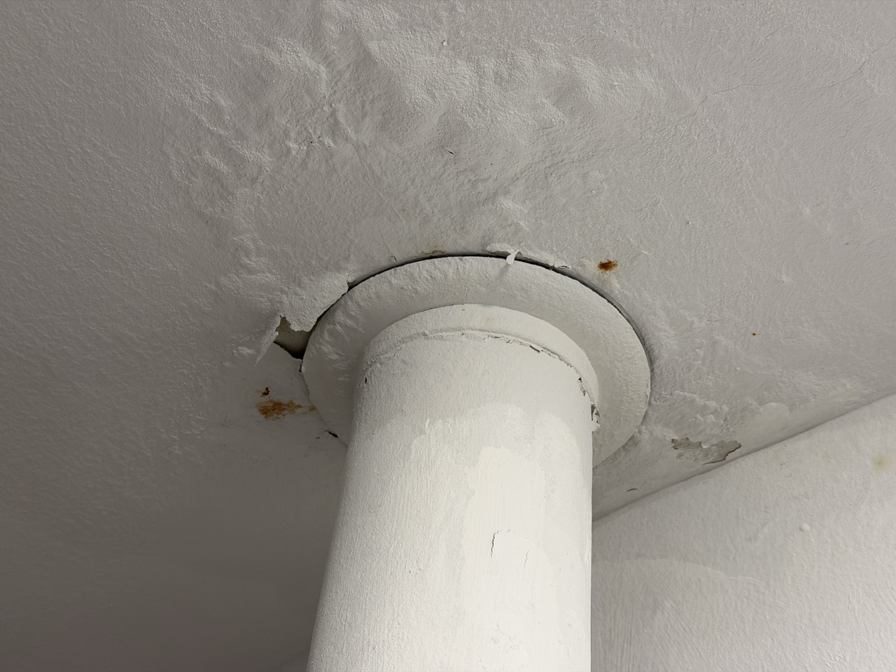 탄성코트 부풀어오름